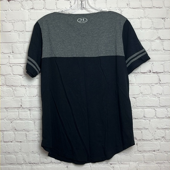 Under Armour Sportstyle Baseball Tee - Picture 9 of 12